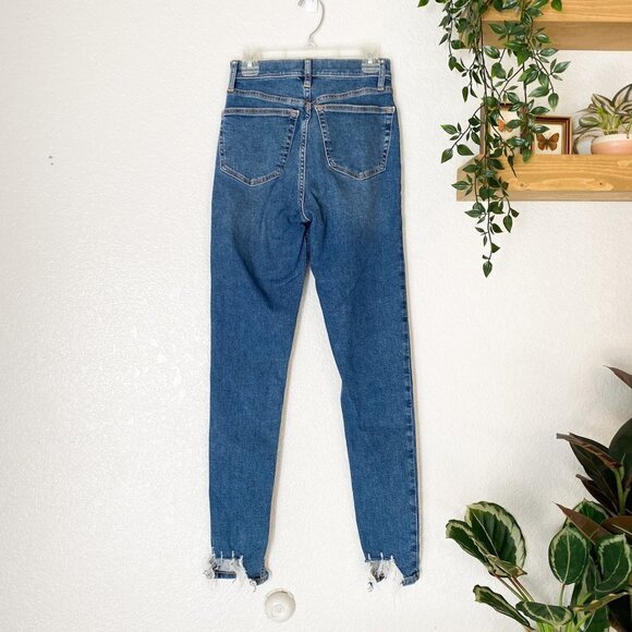 🦋 TOPSHOP Jamie High Waisted Raw Hem Jeans 26 Distressed Casual Boho Everyday - Picture 6 of 9